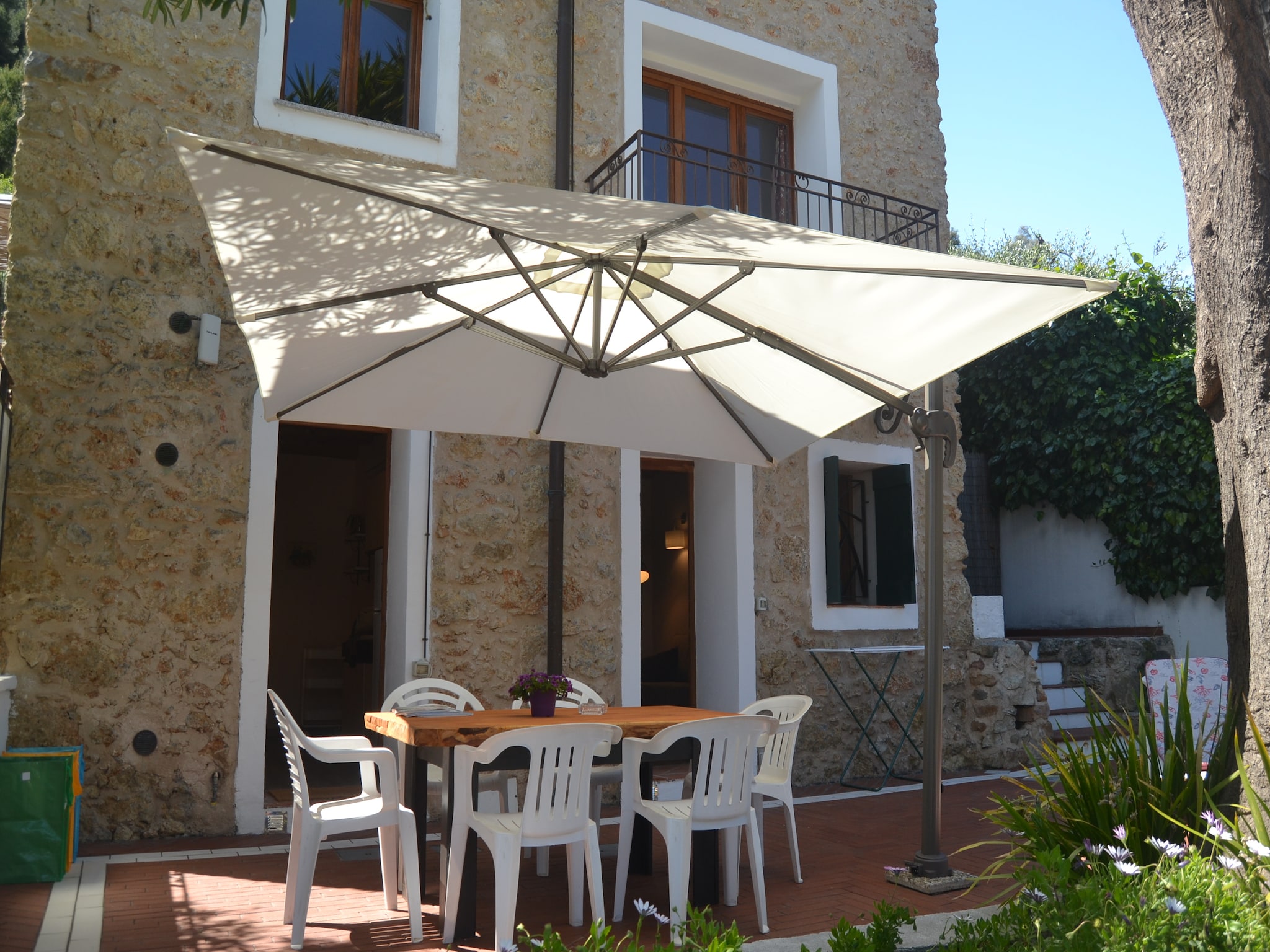   Casa Longo