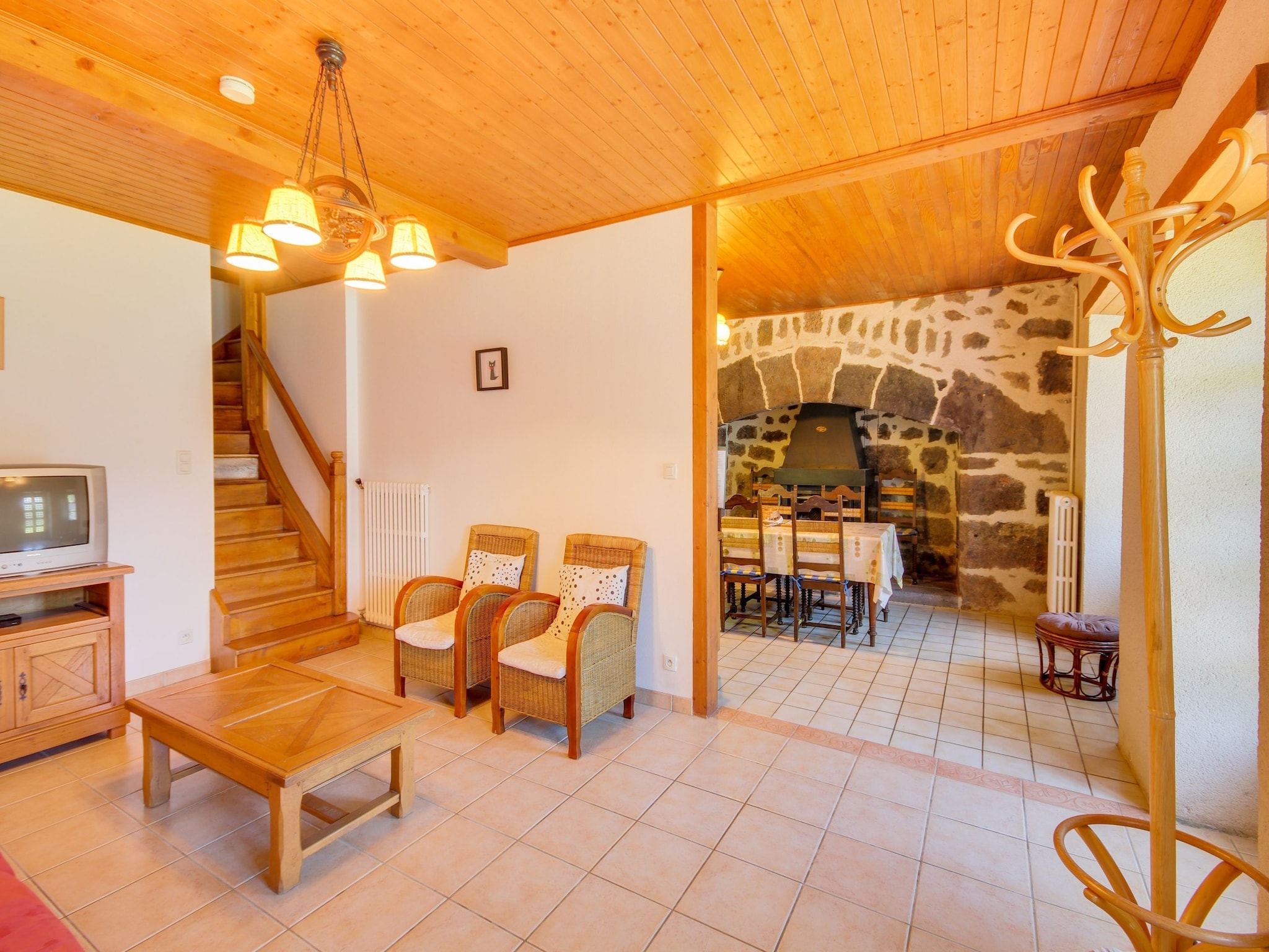   Maison près des volcans d'Auvergne