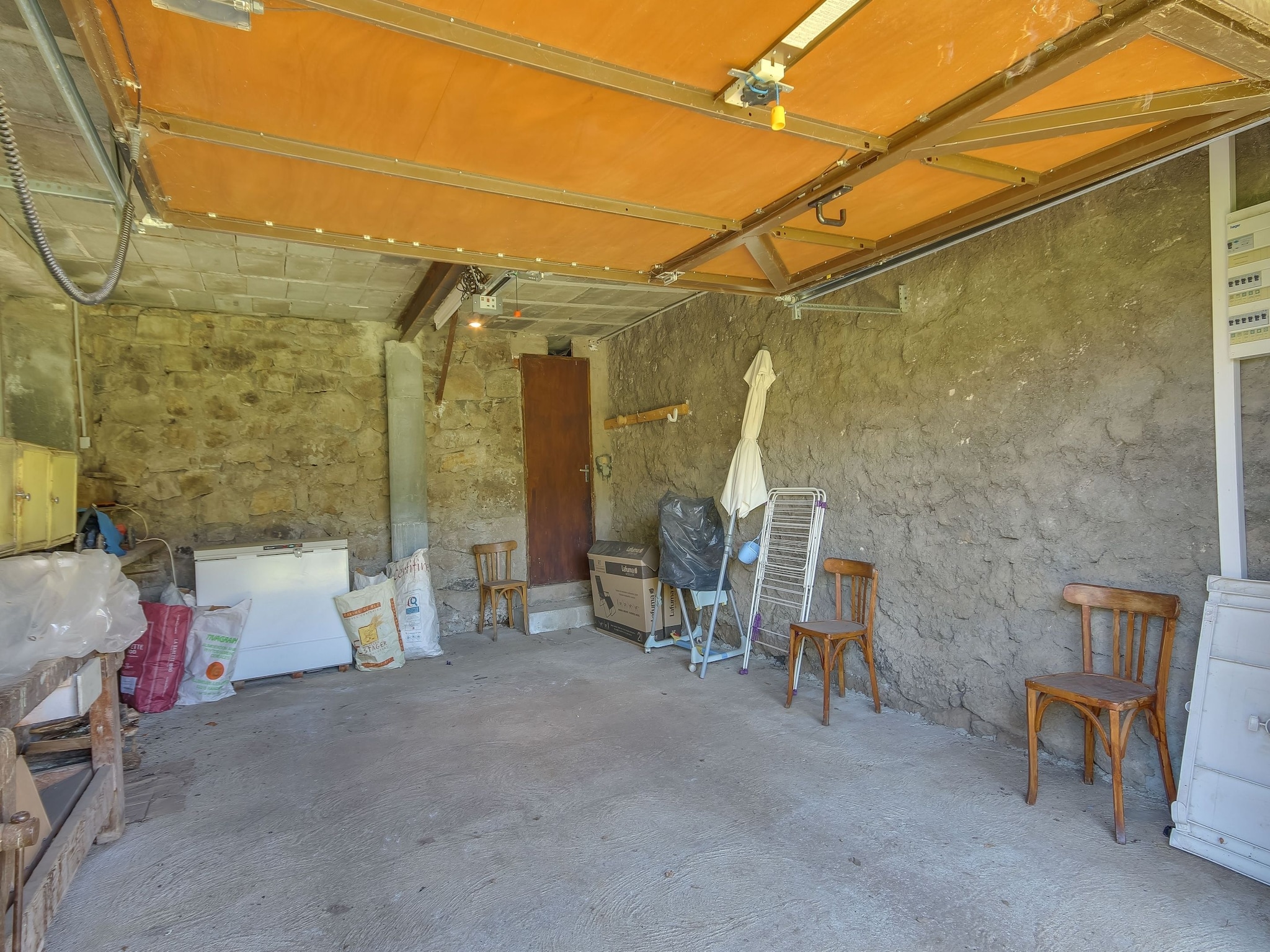   Maison près des volcans d'Auvergne