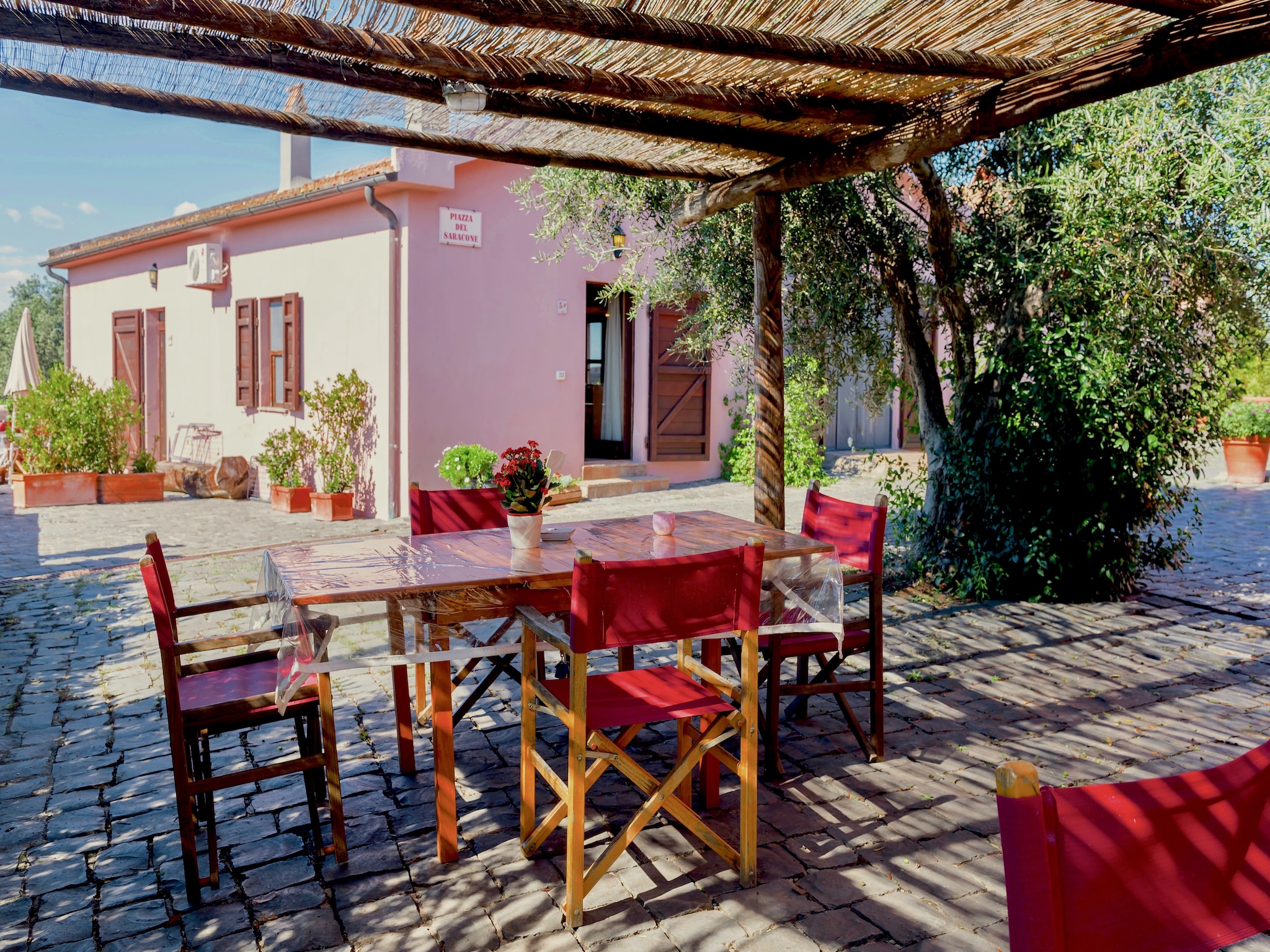 Maison Mirto