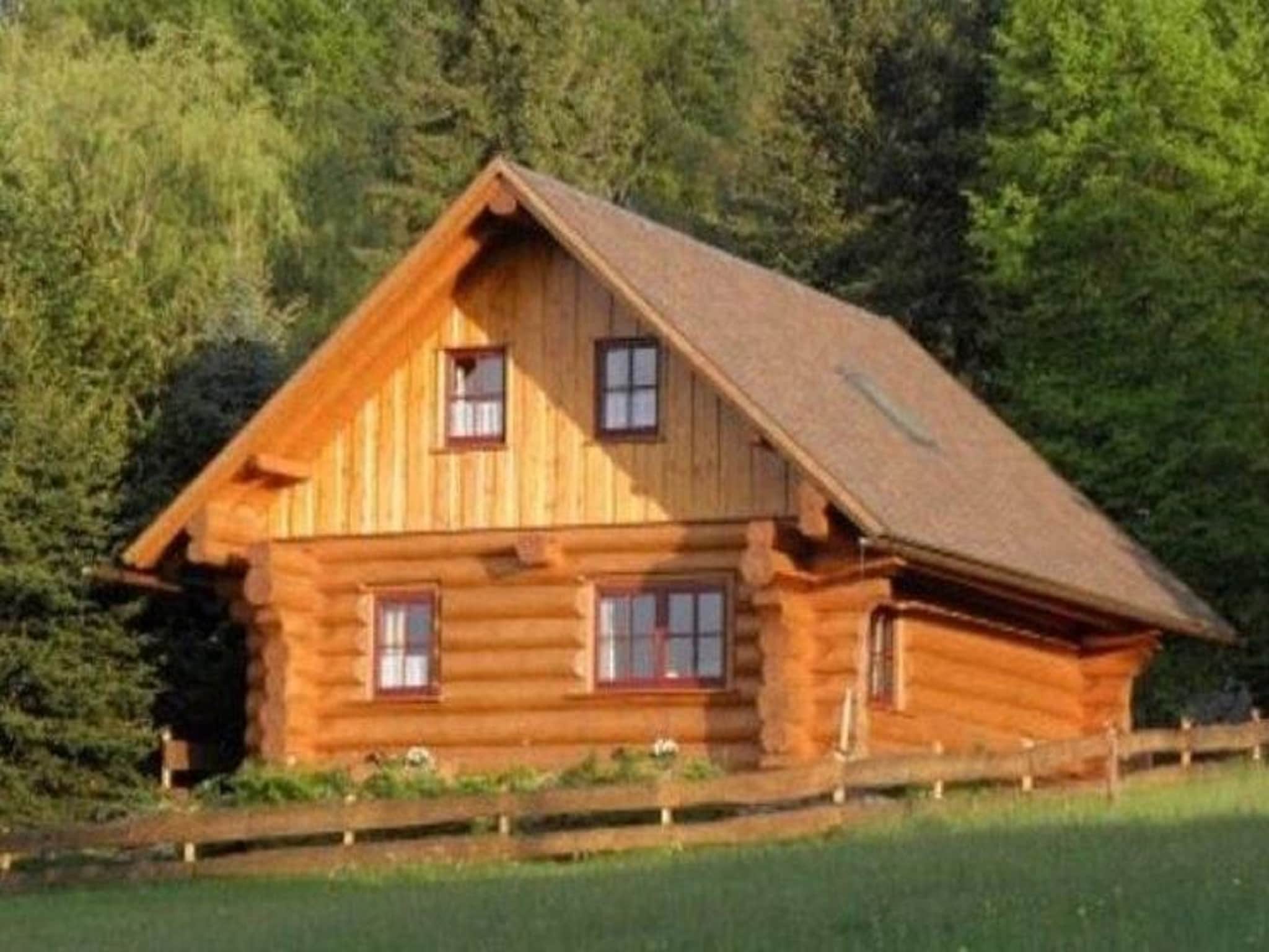   Naturstammhaus