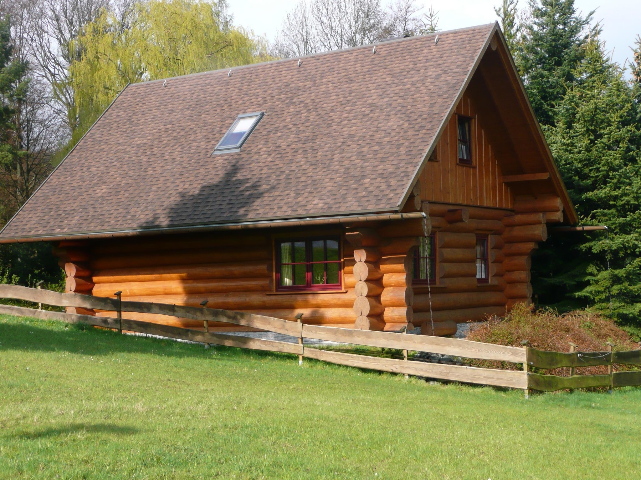   Naturstammhaus