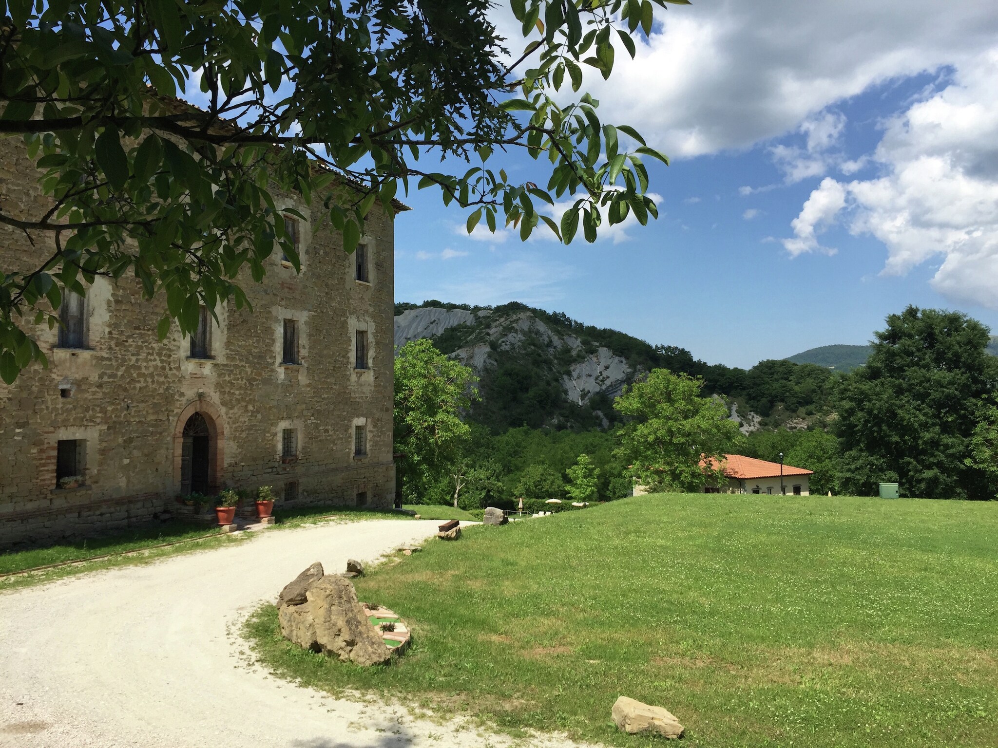 Dom Rosa Bianca
