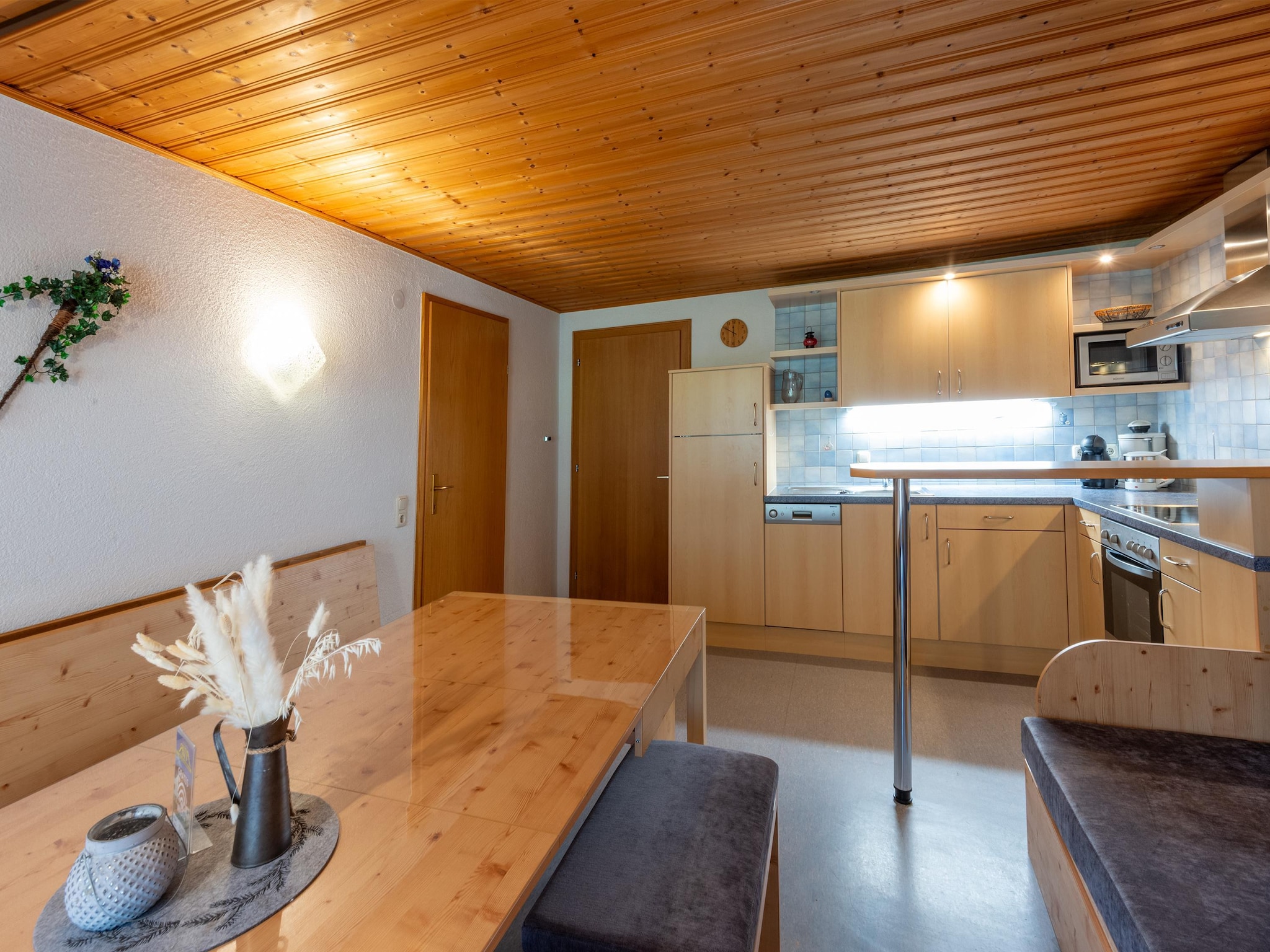   Apartment 2-4/3