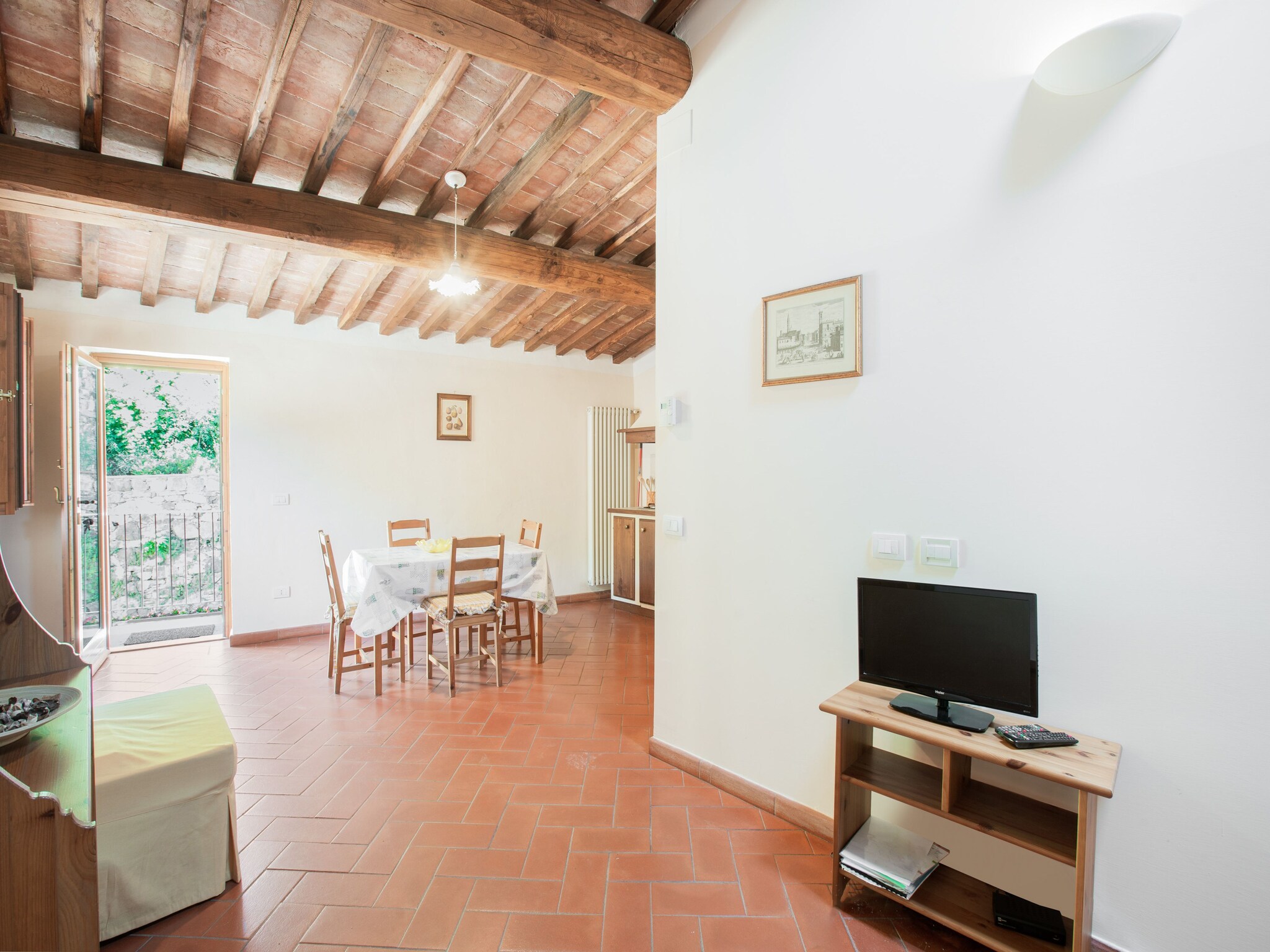 Apartment i Tini