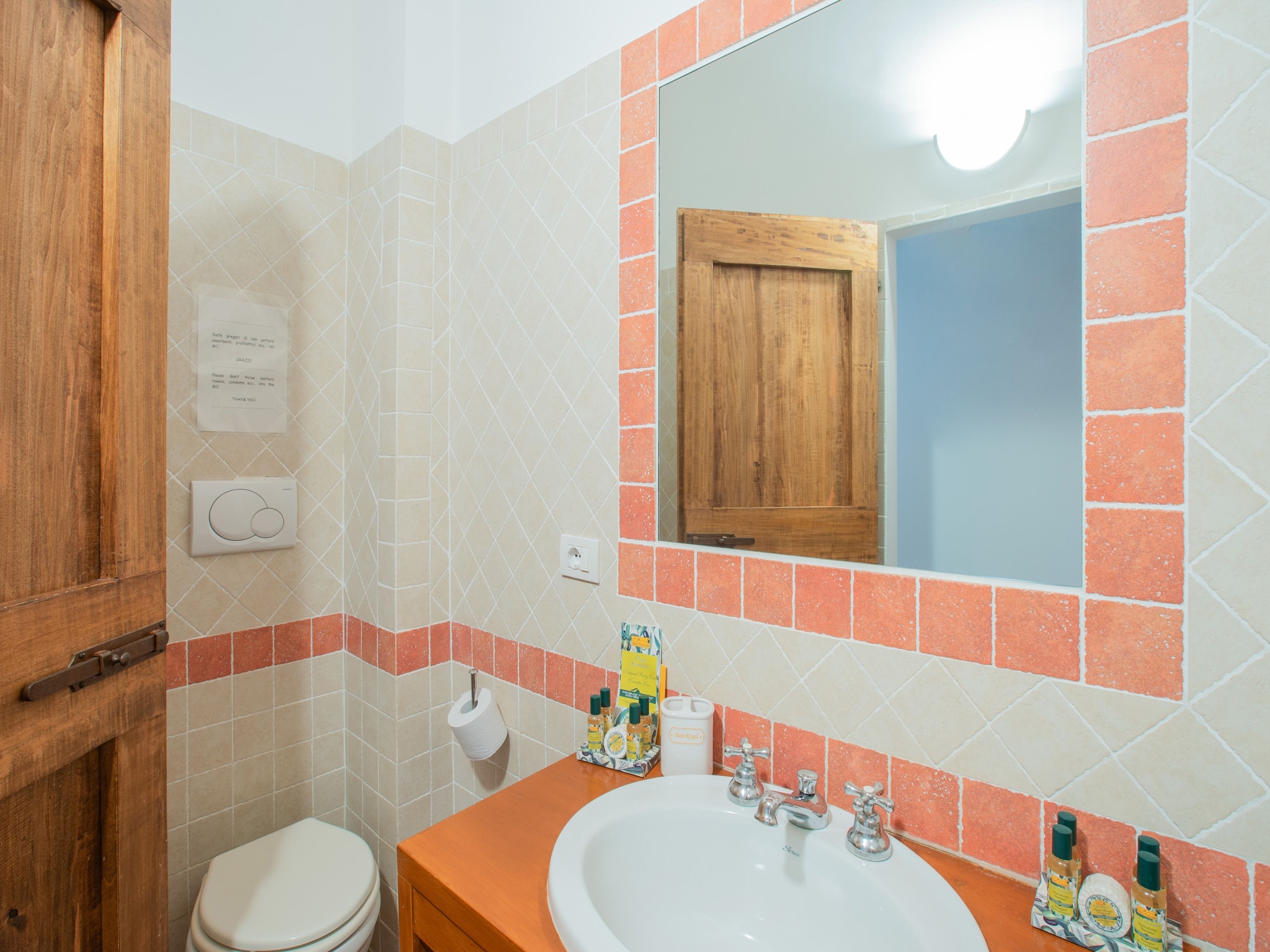 Apartment i Tini