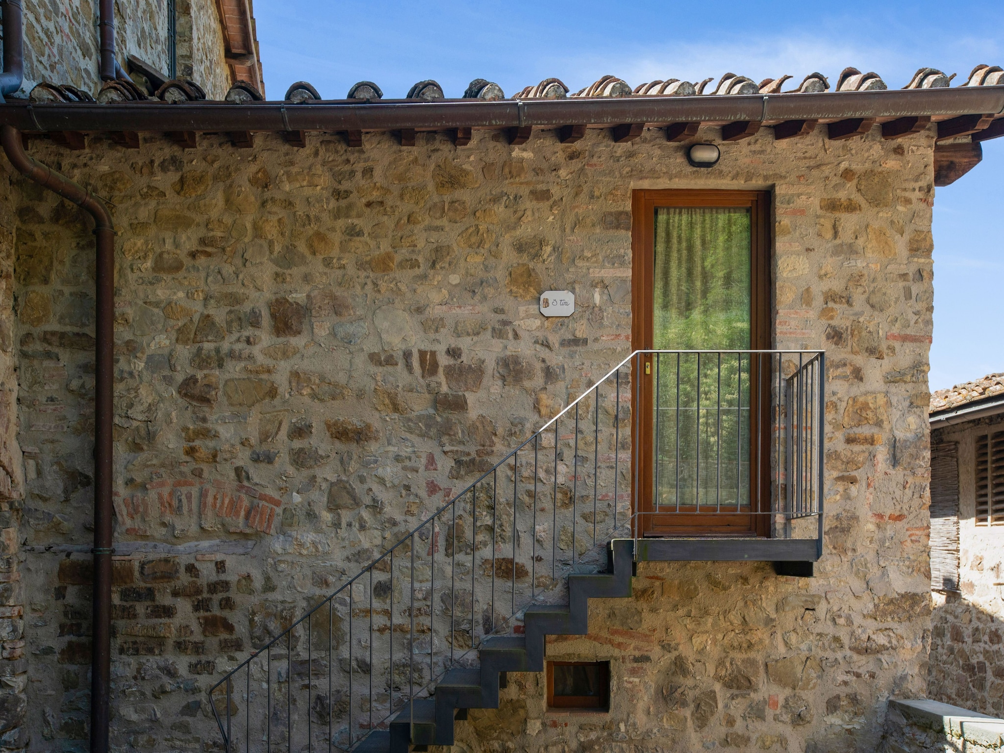 Apartment i Tini