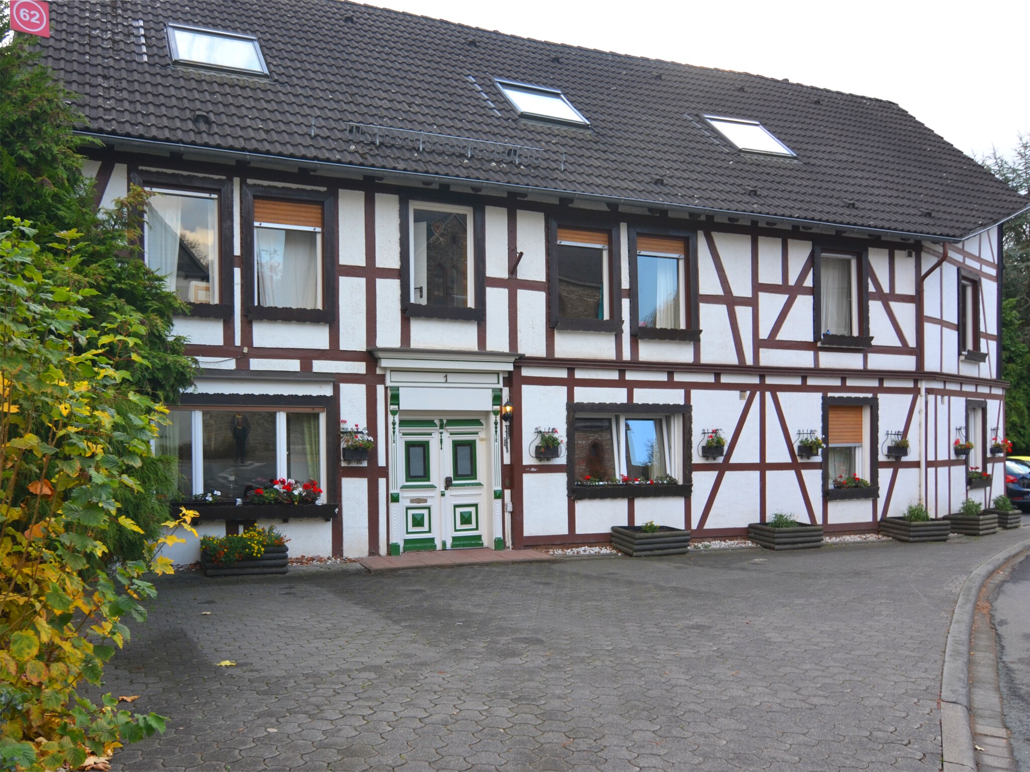   Gruppenhaus am Bach