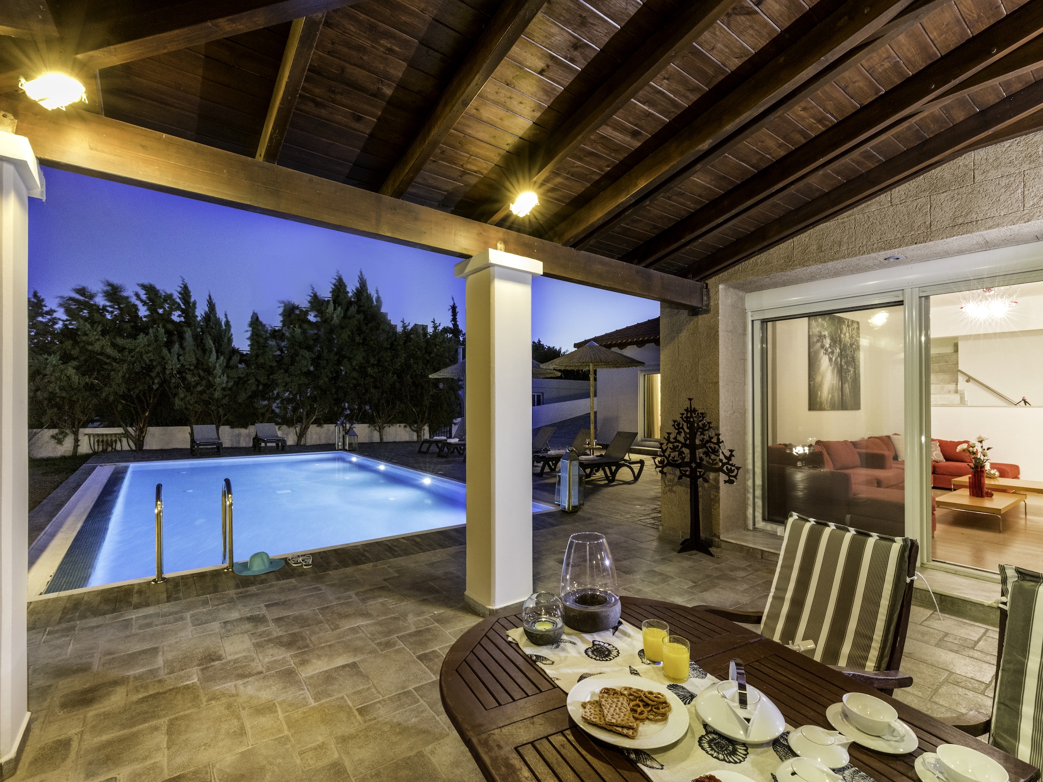 Ferienhaus Gennadi Luxury Beach Front Villa