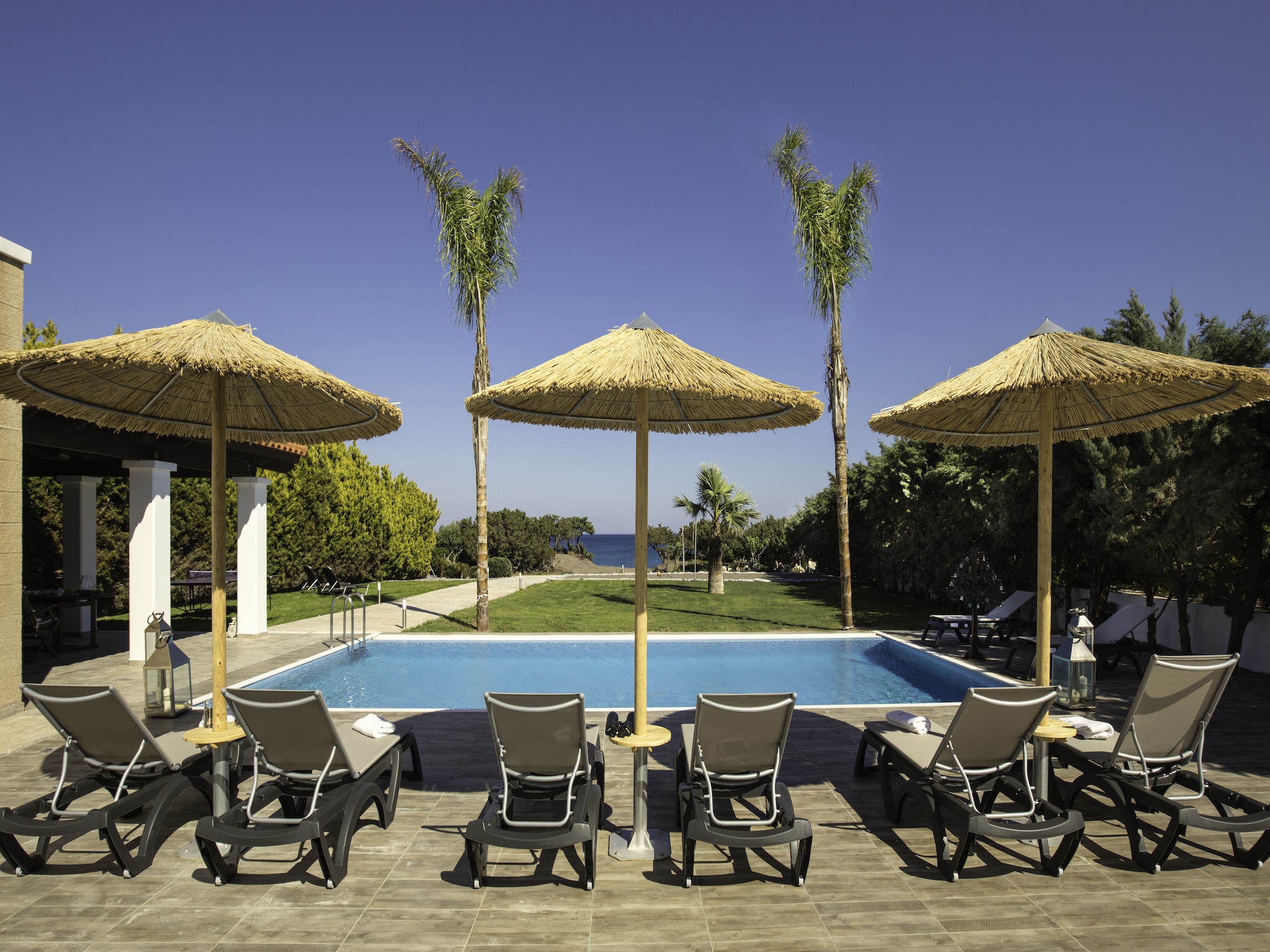 Ferienhaus Gennadi Luxury Beach Front Villa