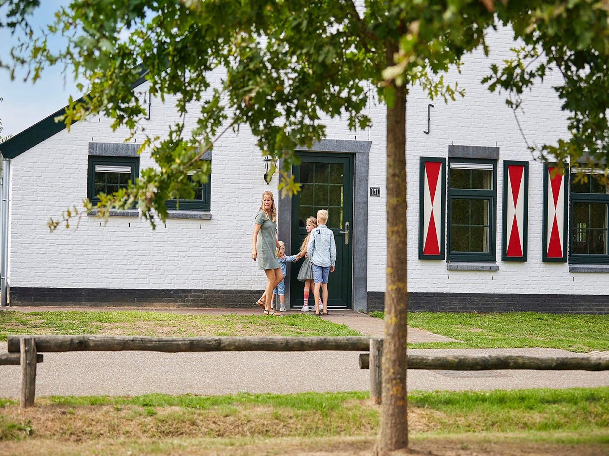 Holiday home Buitenhof De Leistert 9