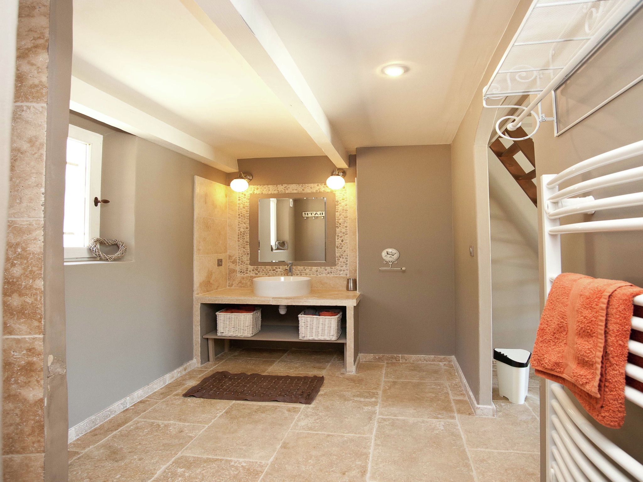 Ferienhaus La Colline de Rêve plus 4 gîtes