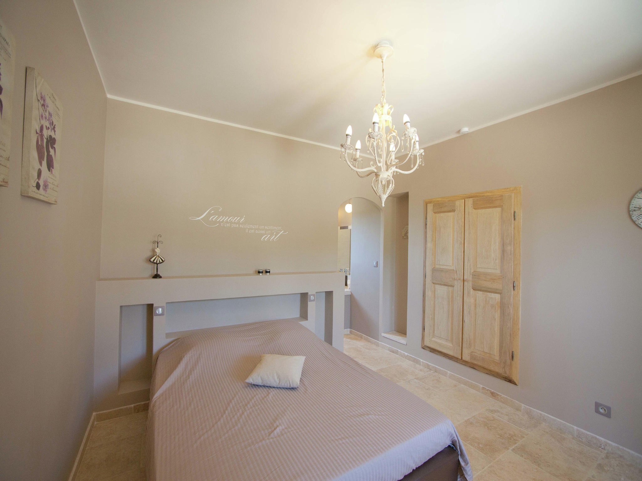 Ferienhaus La Colline de Rêve plus 4 gîtes