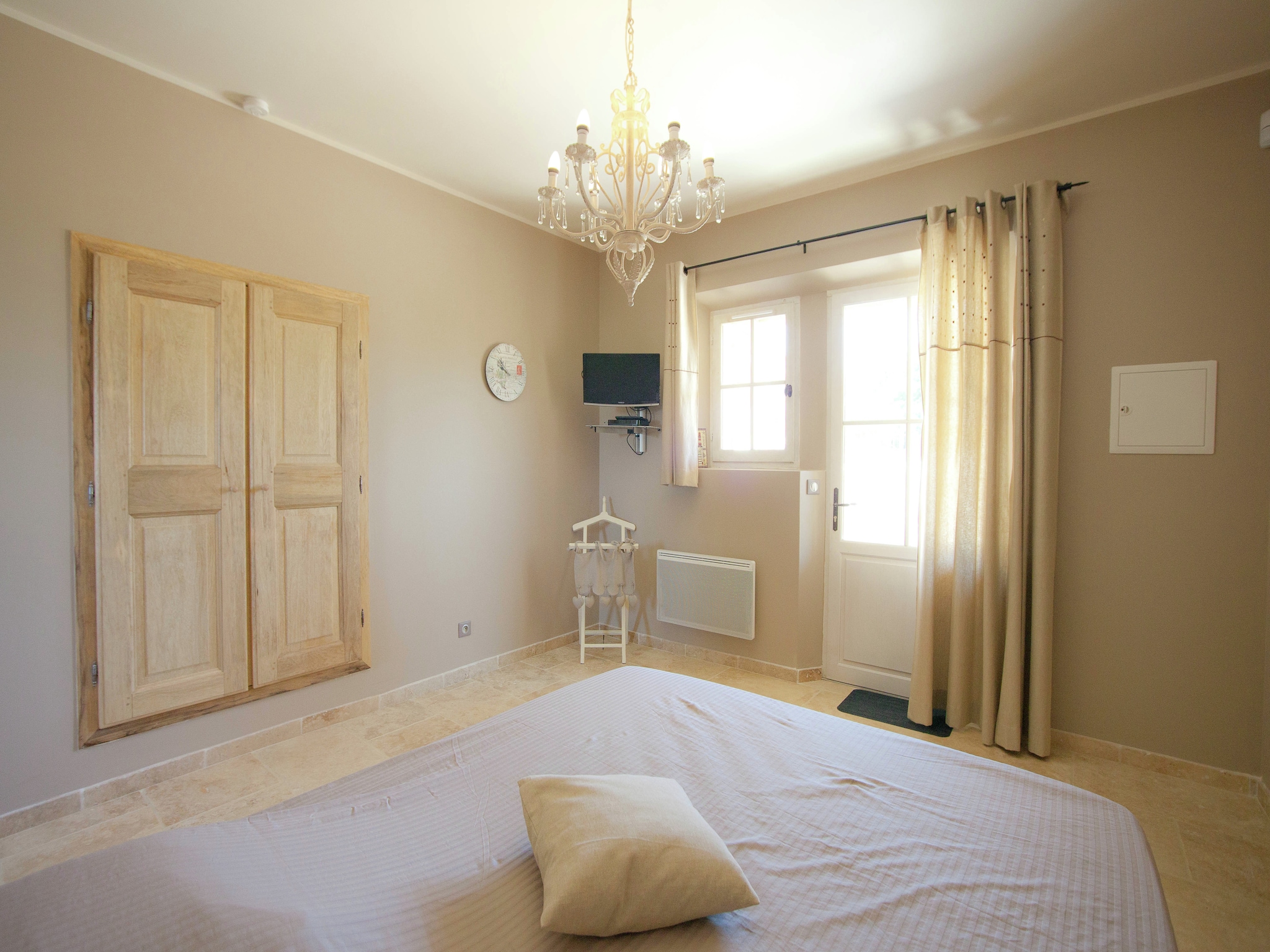Ferienhaus La Colline de Rêve plus 4 gîtes
