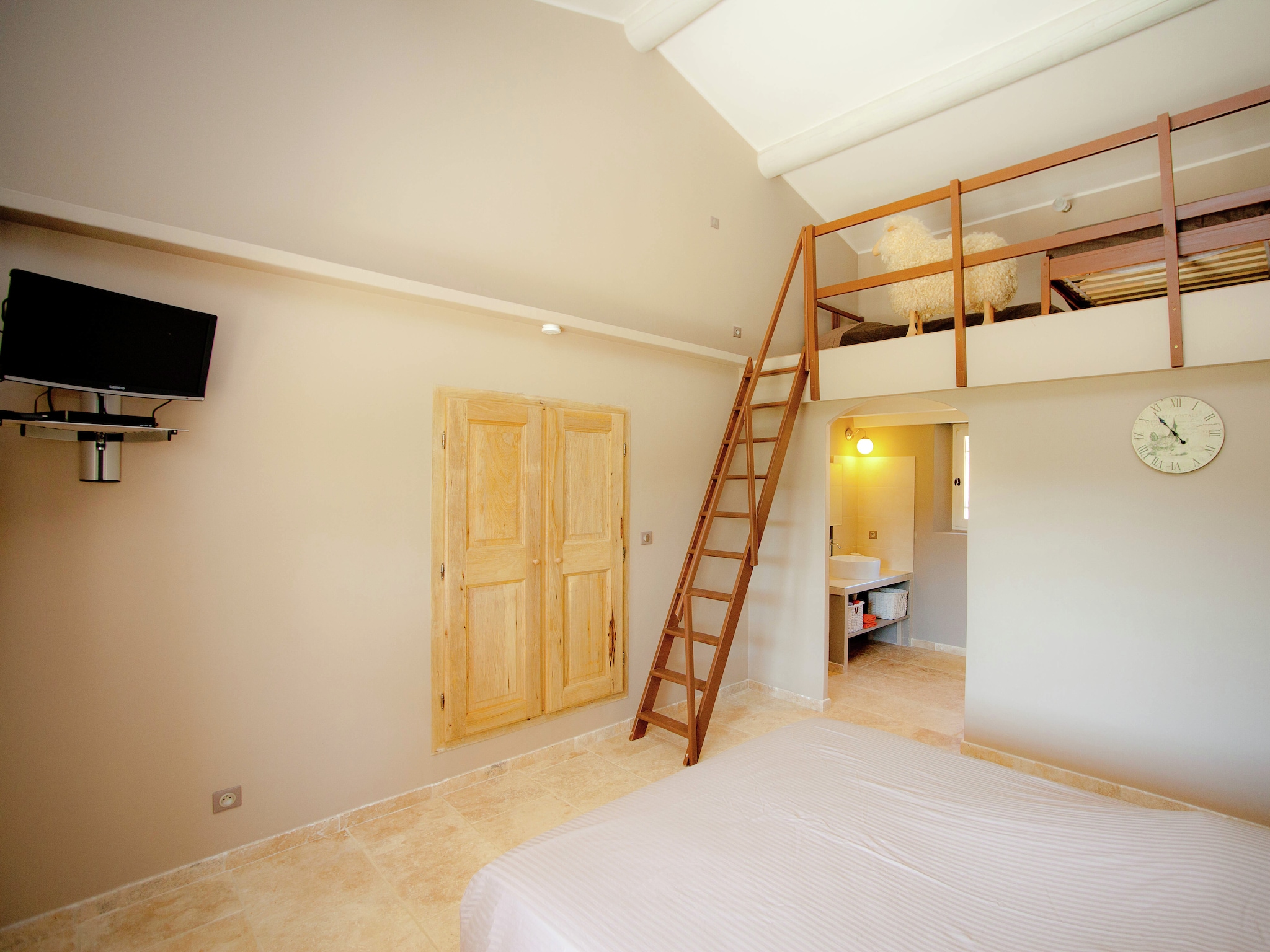 Ferienhaus La Colline de Rêve plus 4 gîtes