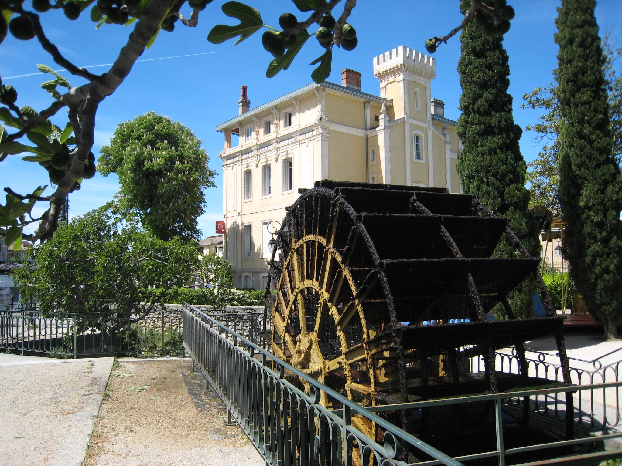 Ferienhaus La Colline de Rêve plus 4 gîtes