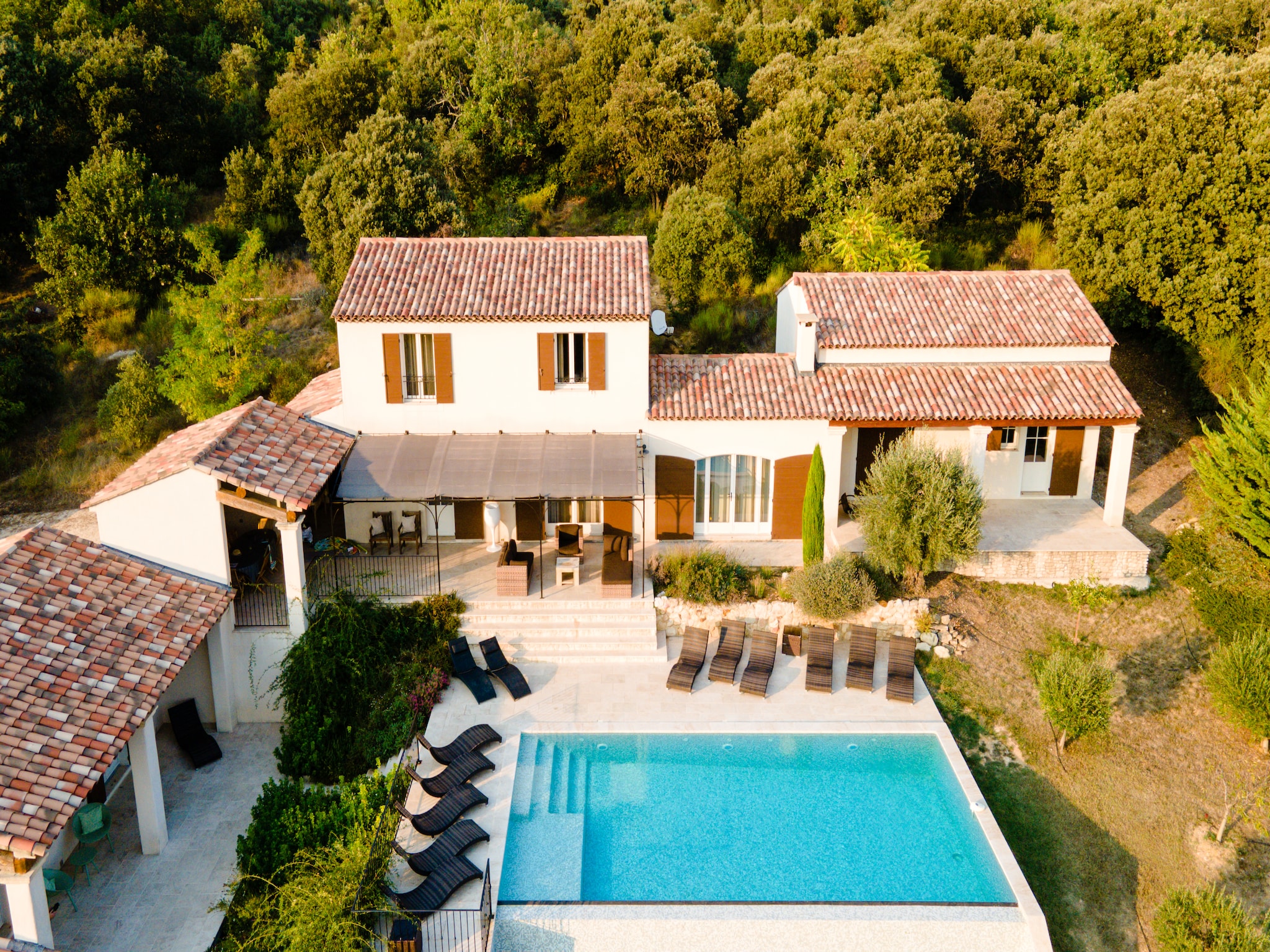 Ferienhaus La Colline de Rêve plus 4 gîtes