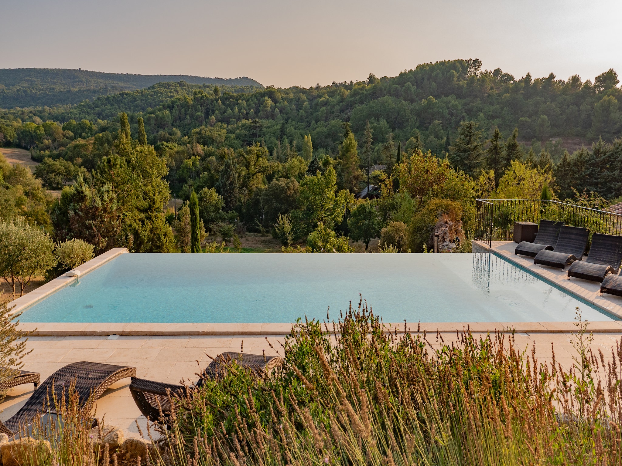 Ferienhaus La Colline de Rêve plus 4 gîtes