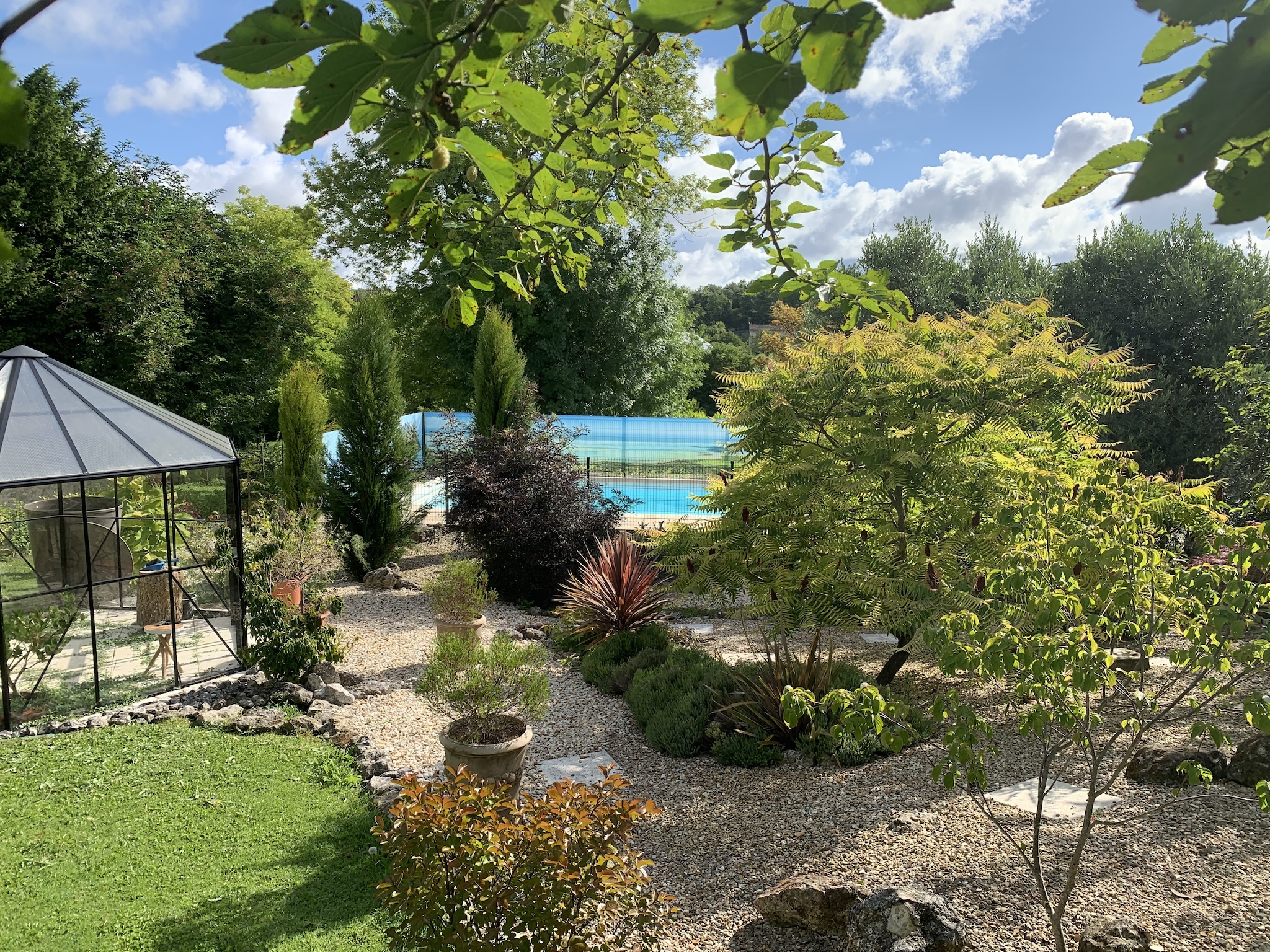   Maison mitoyenne avec piscine