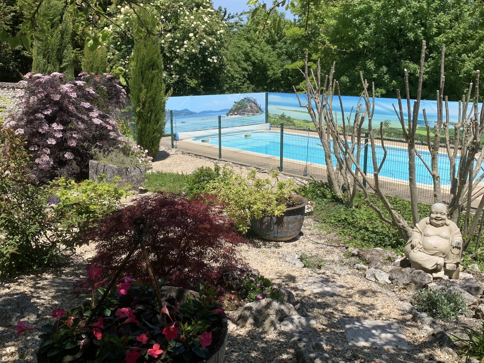   Maison mitoyenne avec piscine