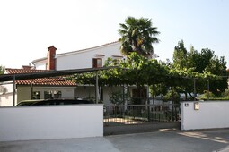Two-Bedroom Apartment Luisa with Balcony