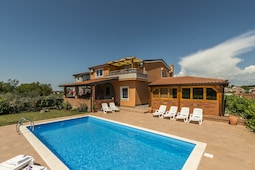 Apartment Complex Villa Visnjan with Pool One-Bedroom Apartment Visnjan II with Balcony