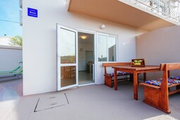 Apartment Frane