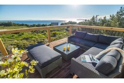 Luxury Sea View Apartment