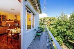 Apartment Maestral