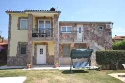 Holiday apartment Zana