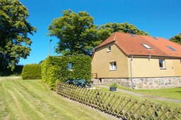 Platz im Grünen 3