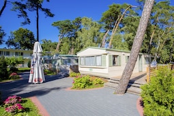 Charming campsite cottage