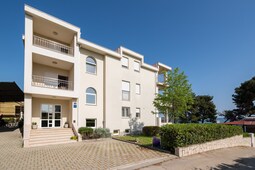 Gabine Apartment 4