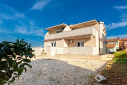 Apartment Darija