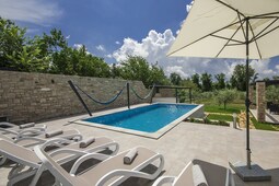 Villa Crystallina