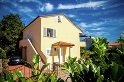Apartment Svalina 2