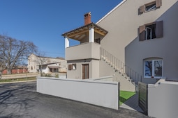Apartment Romano with Sea View near Poreč