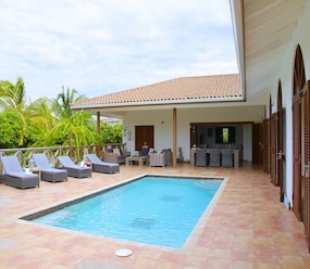 Shortstay vacation rentals Curacao