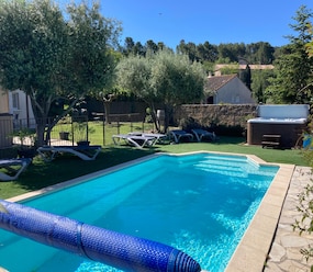 Shortstay vacation rentals France