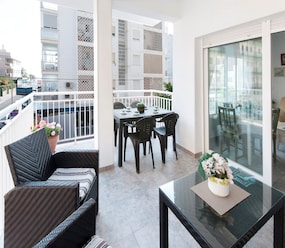 Shortstay vacation rentals Spain