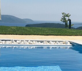 Shortstay vacation rentals Greece