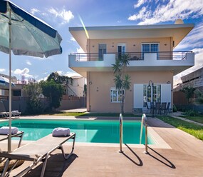 Shortstay vacation rentals Greece