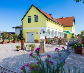 Shortstay vacation rentals Austria