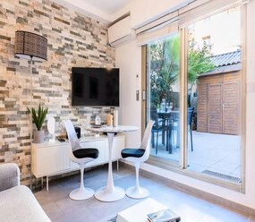 Shortstay vacation rentals France