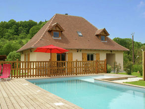 Mooi vakantiehuis in Loubressac met privézwembad