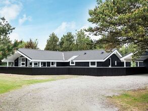 Ruim vakantiehuis in Blåvand met sauna