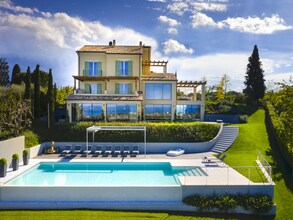 Luxe villa aan de Adriatische kust met een privézwembad
