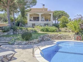Vakantiewoning in Arenys de Mar met pool