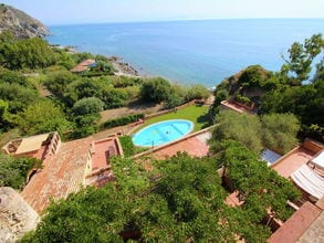 Moderne villa in Calabrië met uitzicht op zee