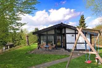 Vakantiehuizen Meschede EUR-DE-59872-36